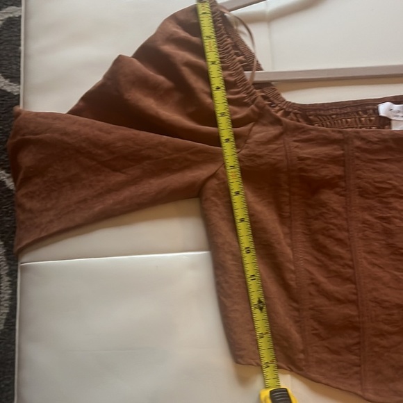 NWT KIRIOUS LOS ANGELES CROP TOP BLOUSE. SIZE SMALL - Picture 6 of 6